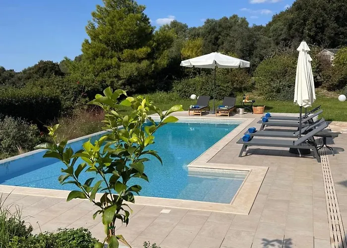 Paradisio Villa *