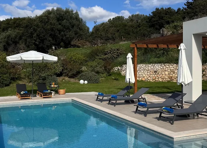 Paradisio Villa Efl