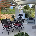 Paradisio Villa Efl