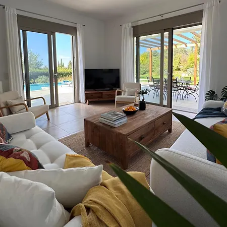 Villa Paradisio Efl