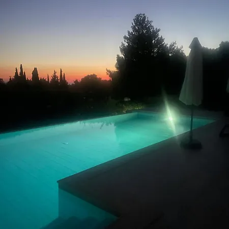 Paradisio * Efl