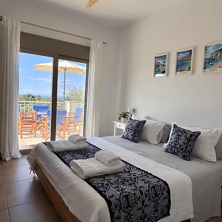 Paradisio Villa Efl